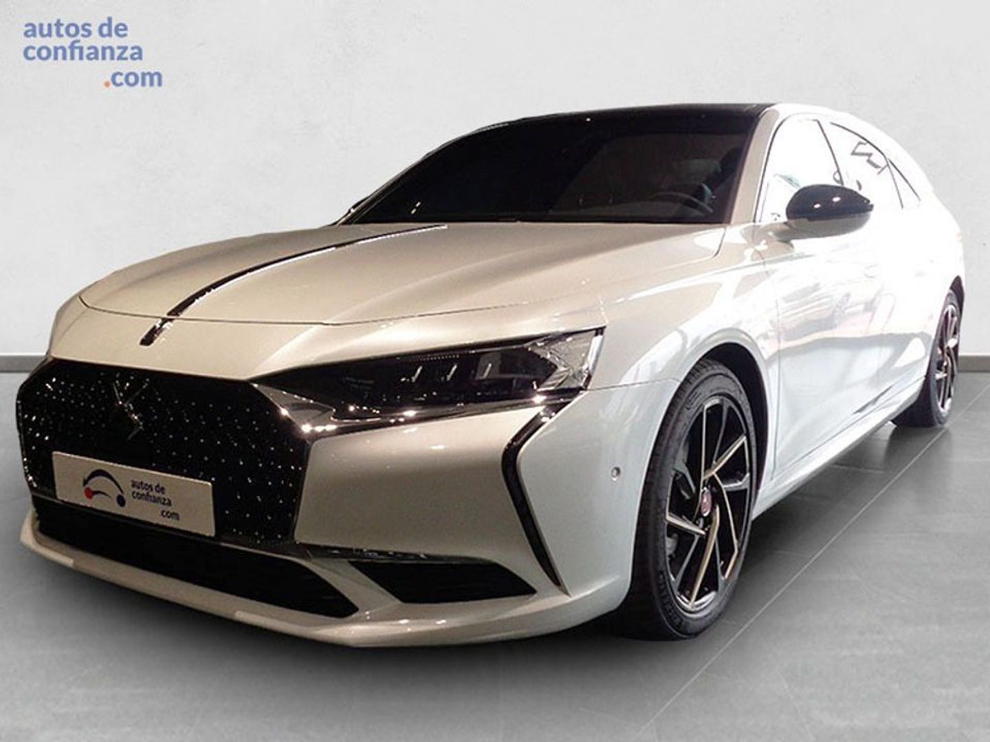 DS DS 9 E-Tense 250 Performance Line+ 184 kW (250 CV) Blanco Sedan