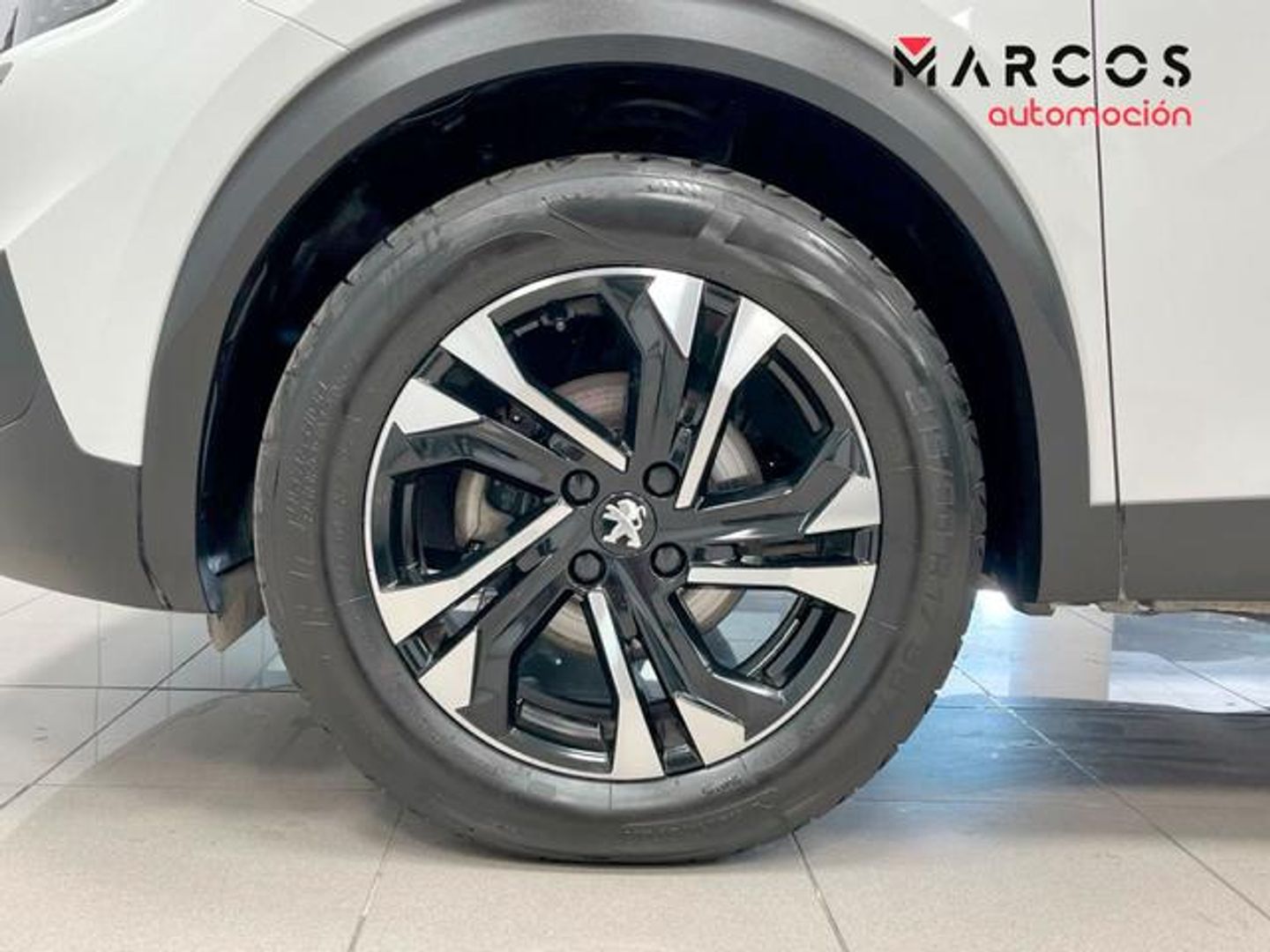 Peugeot 2008 PureTech 130 S&S Allure EAT8 96 kW (130 CV)
