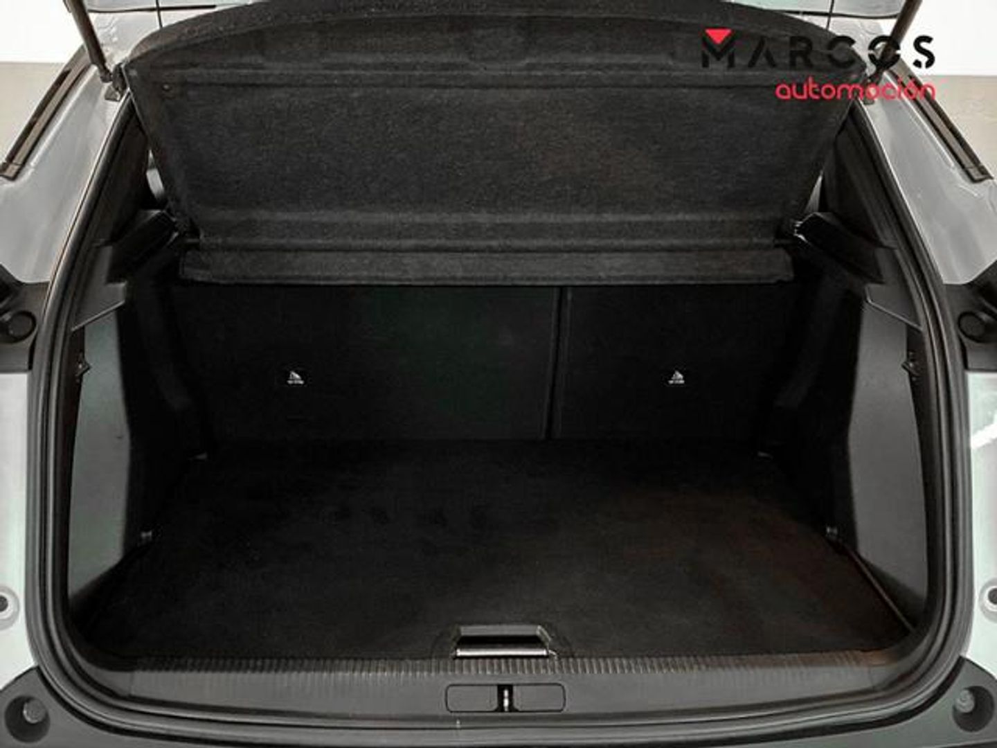 Peugeot 2008 PureTech 130 S&S Allure EAT8 96 kW (130 CV)