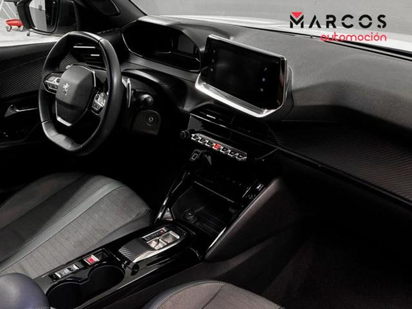 Peugeot 2008 PureTech 130 S&S Allure EAT8 96 kW (130 CV)