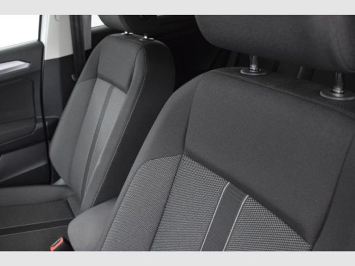 Volkswagen T-Roc ``Más`` 1.0 TSI 81 kW (110 CV)