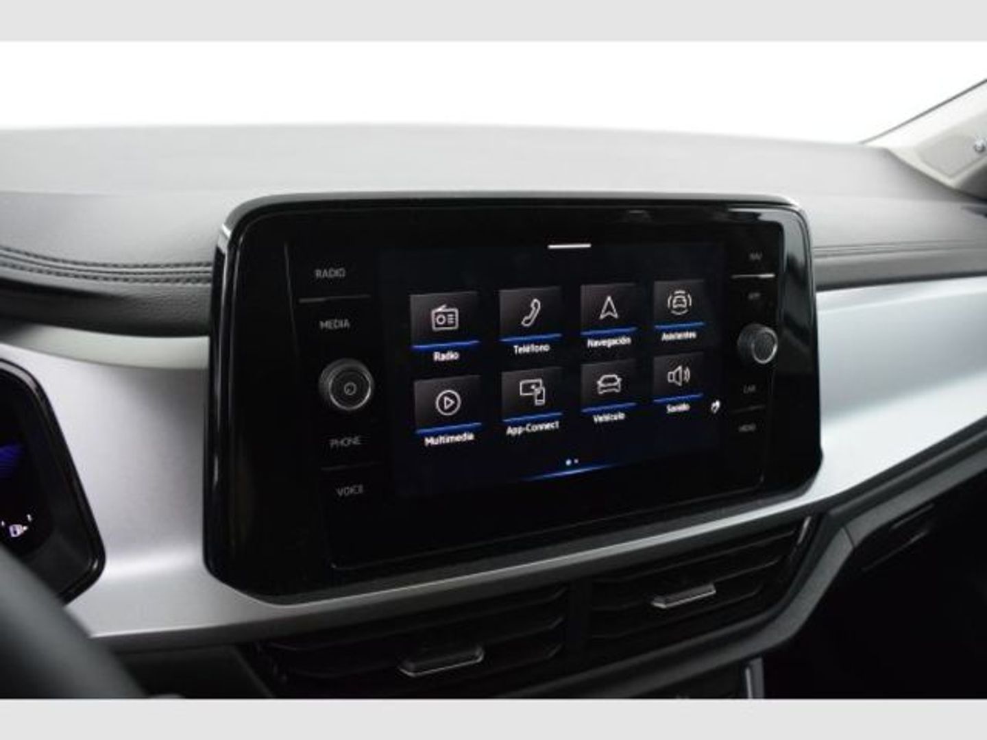 Volkswagen T-Roc ``Más`` 1.0 TSI 81 kW (110 CV)