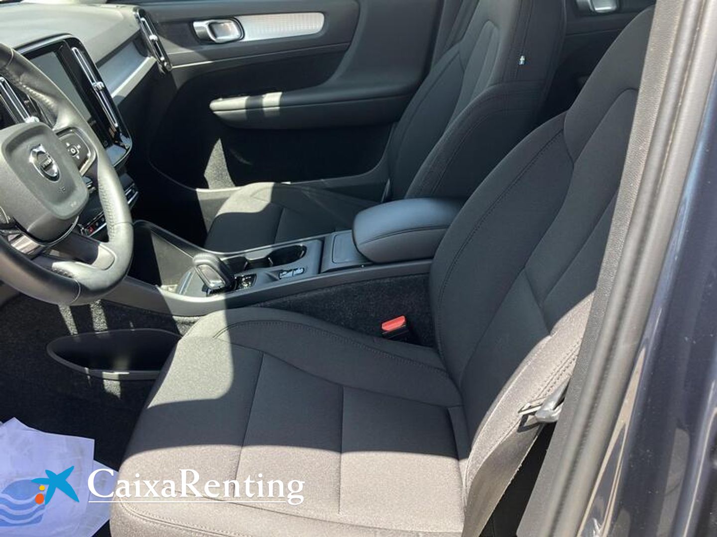 Volvo XC40 T3 Momentum Pro Auto 120 kW (163 CV)