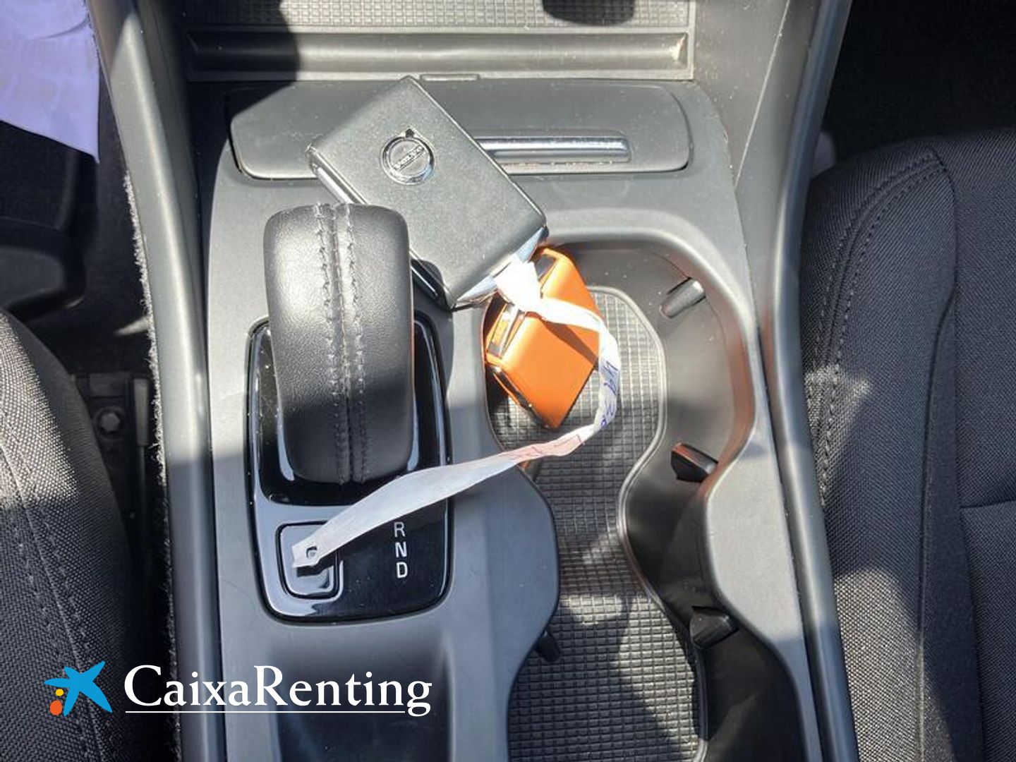 Volvo XC40 T3 Momentum Pro Auto 120 kW (163 CV)