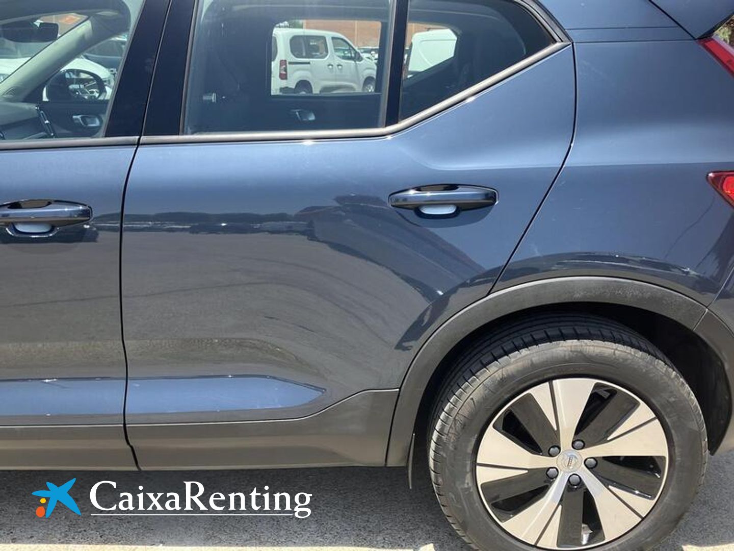Volvo XC40 T3 Momentum Pro Auto 120 kW (163 CV)