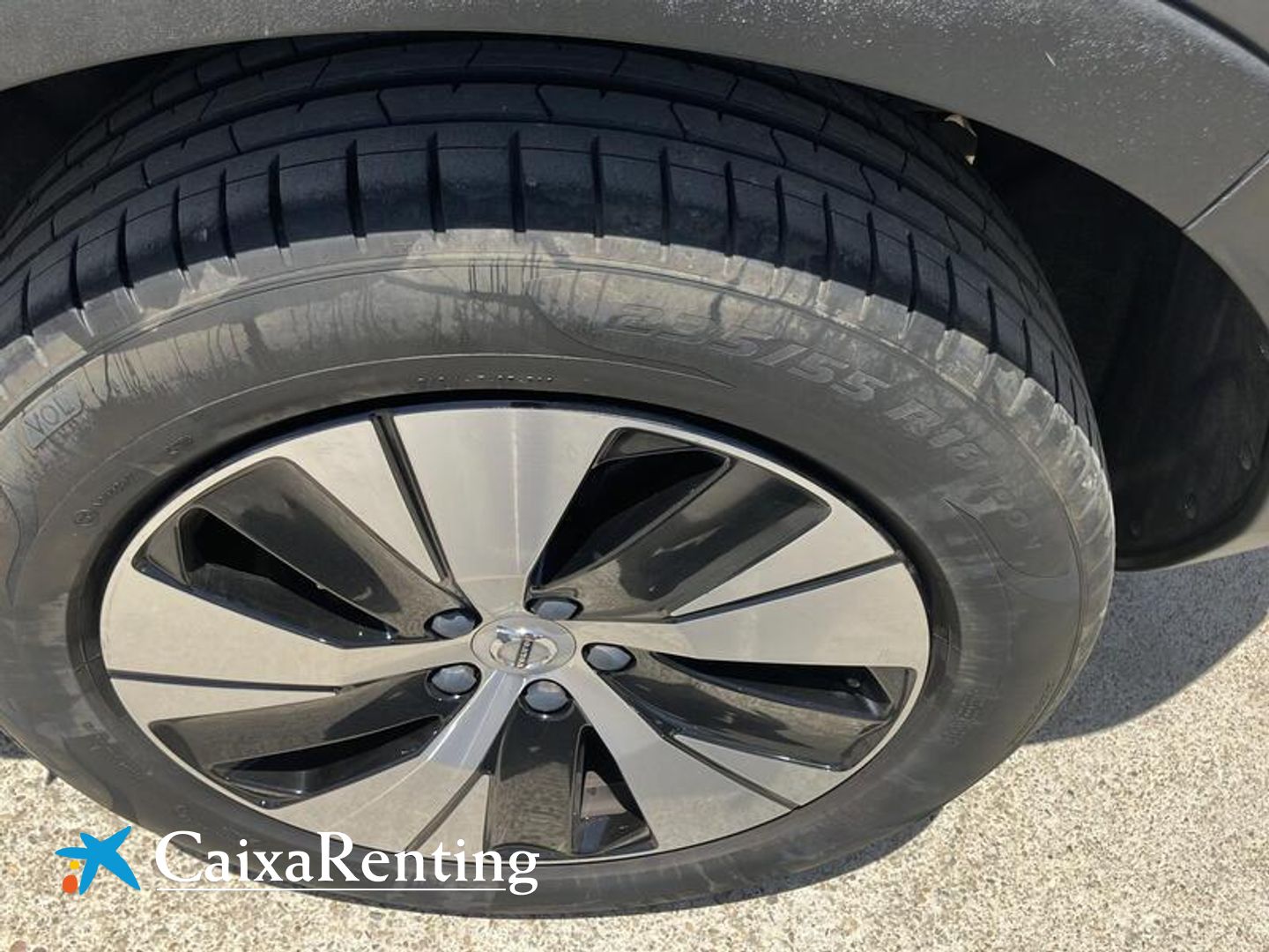 Volvo XC40 T3 Momentum Pro Auto 120 kW (163 CV)
