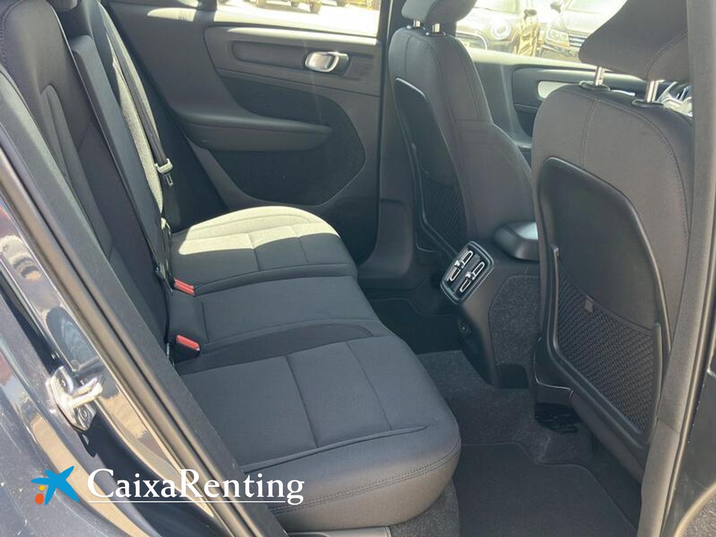 Volvo XC40 T3 Momentum Pro Auto 120 kW (163 CV)