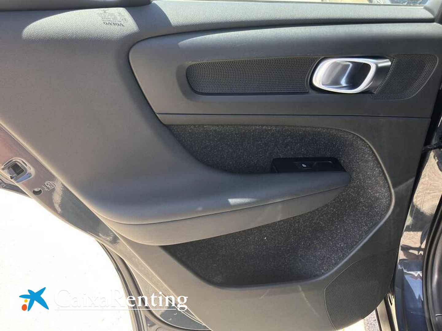 Volvo XC40 T3 Momentum Pro Auto 120 kW (163 CV)