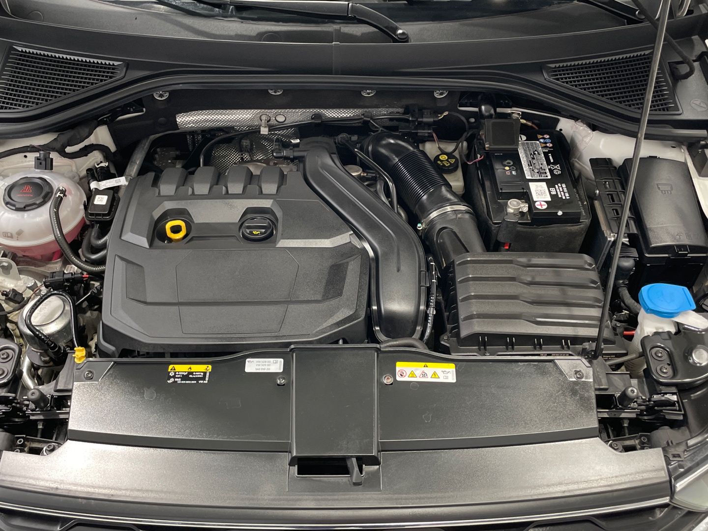 Volkswagen T-Roc Advance R-Line 1.5 TSI 110 kW (150 CV)