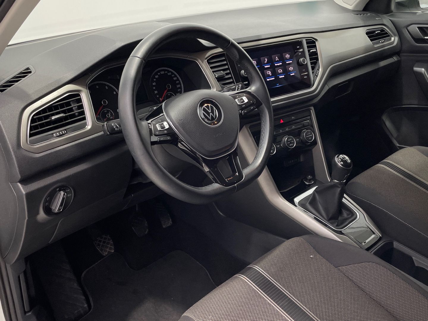 Volkswagen T-Roc Advance R-Line 1.5 TSI 110 kW (150 CV)