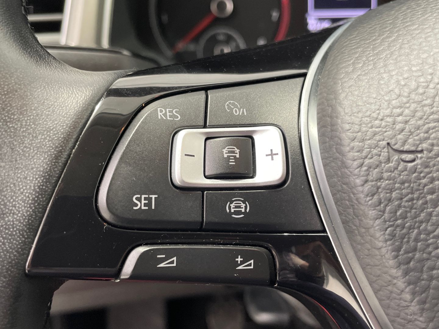 Volkswagen T-Roc Advance R-Line 1.5 TSI 110 kW (150 CV)