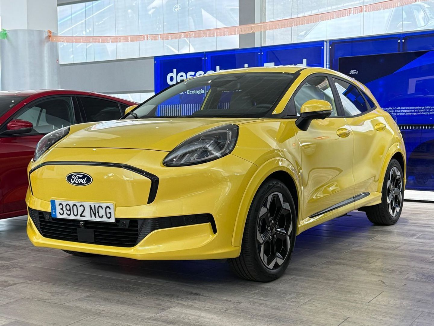 Ford Puma 43kWh Gen-E Premium 124 kW (168 CV) Amarillo SUV