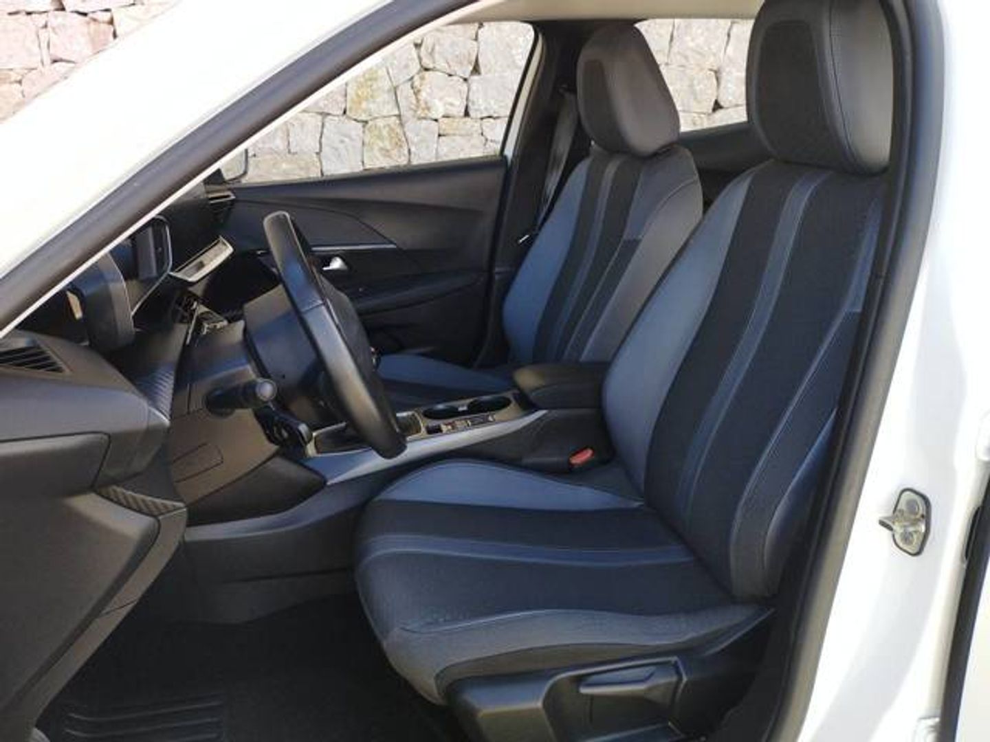 Peugeot 2008 BlueHDi 100 S&S Allure 74 kW (100 CV)
