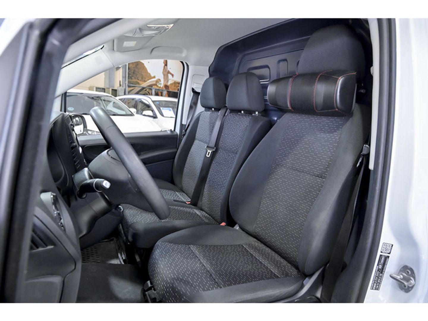 Mercedes-Benz Vito Furgon 114 CDI Pro larga 100 kW (136 CV)