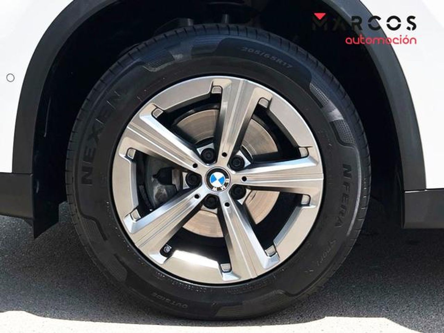 BMW X1 sDrive18i 100 kW (136 CV)