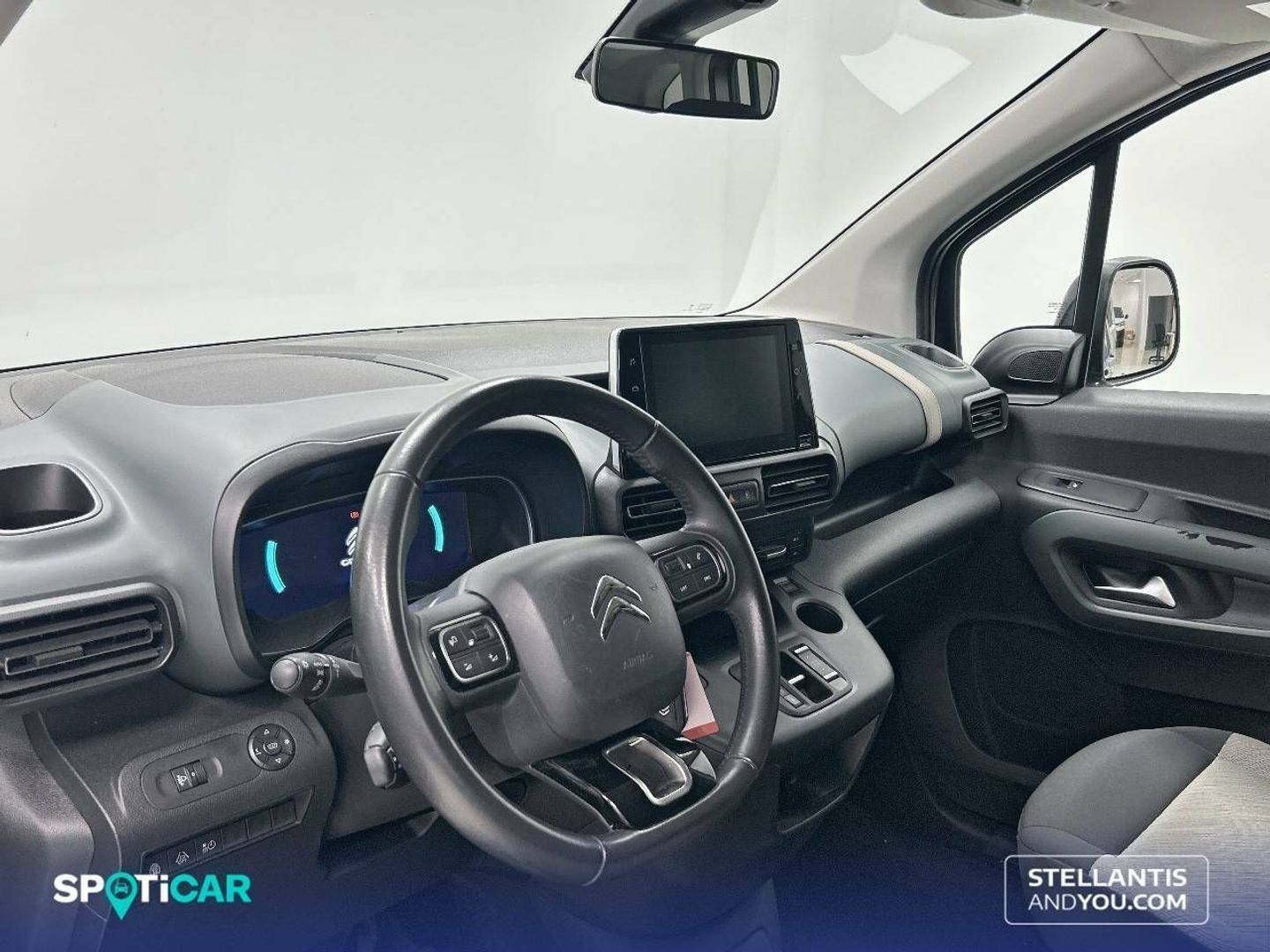 Citroen ë-Berlingo Shine Talla M 50kWh 100 kW (136 CV)