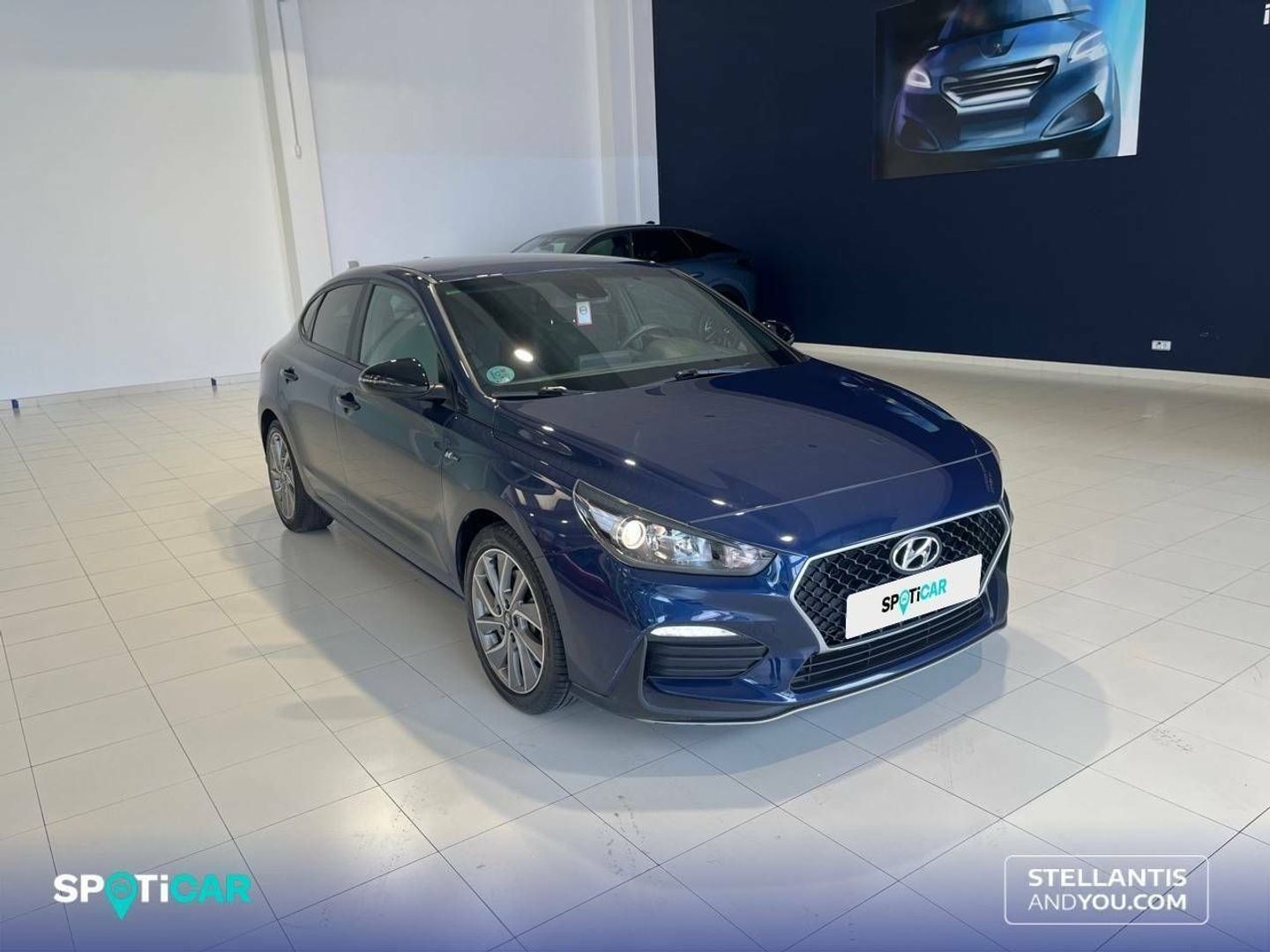 Hyundai i30 Fastback 1.0 TGDI N Line 88 kW (120 CV)