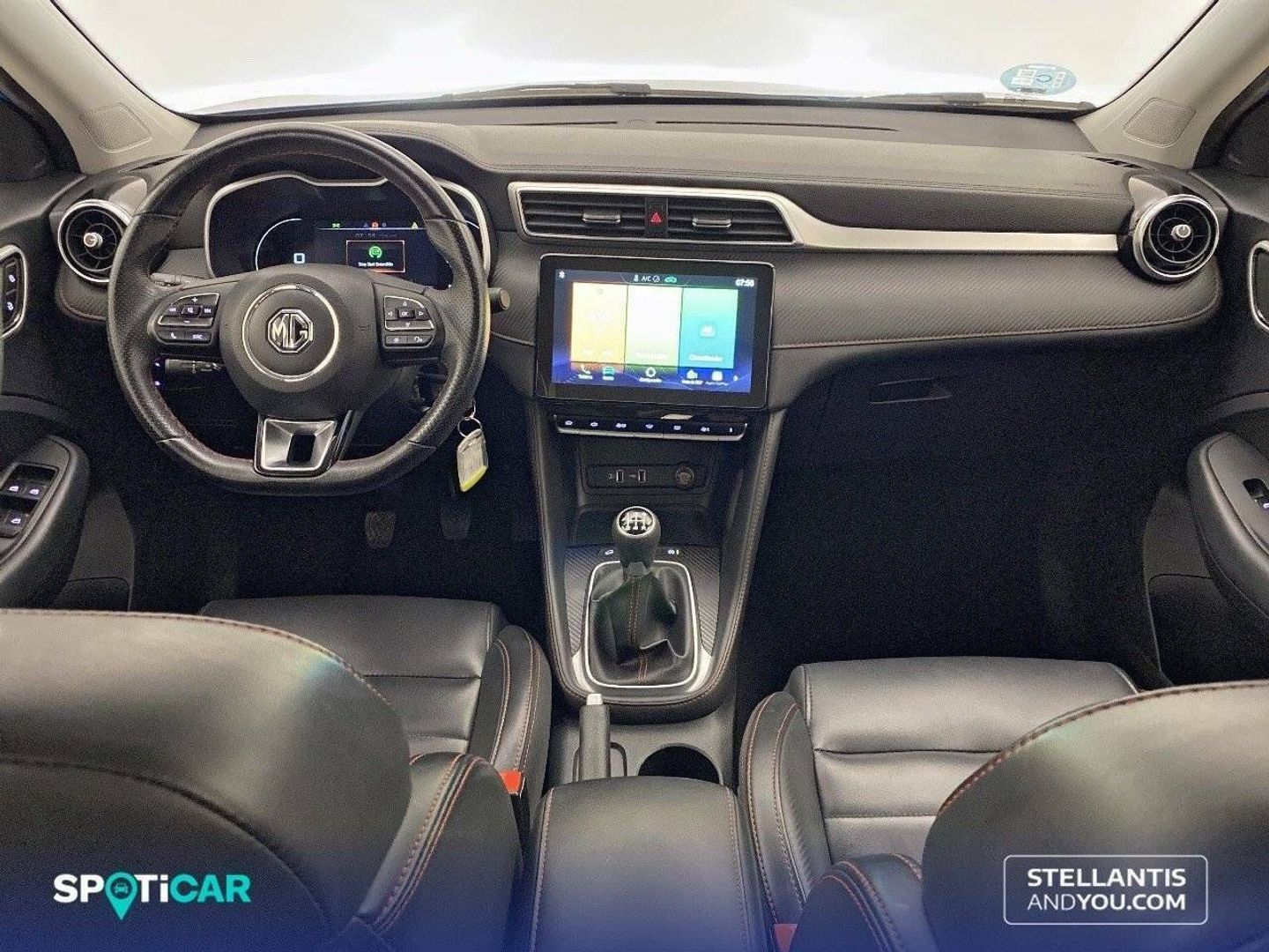 MG ZS 1.5 Luxury 78 kW (106 CV)