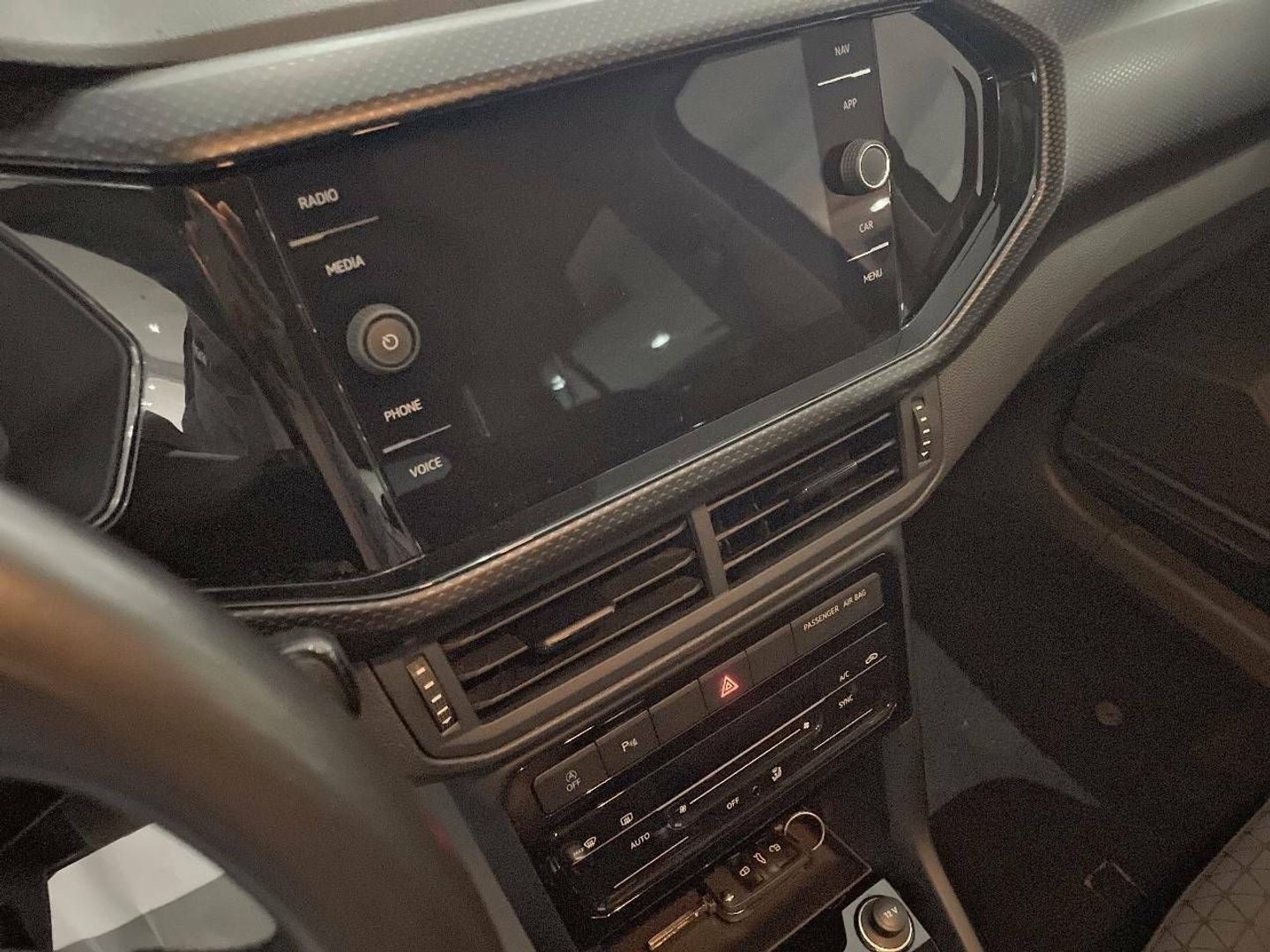Volkswagen T-Cross Advance 1.0 TSI 70 kW (95 CV)