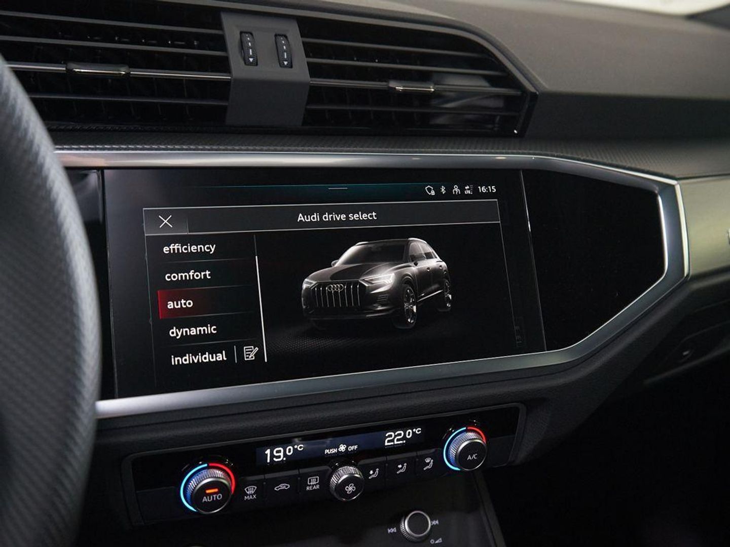 Audi Q3 S line 35 TFSI 110 kW (150 CV) S tronic