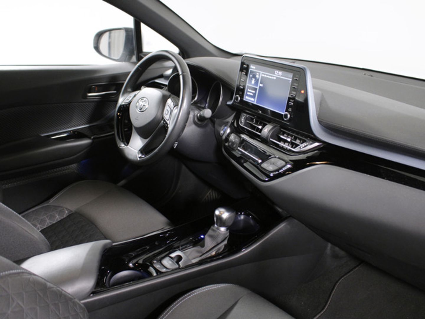 Toyota C-HR 180H Advance 135 kW (184 CV)