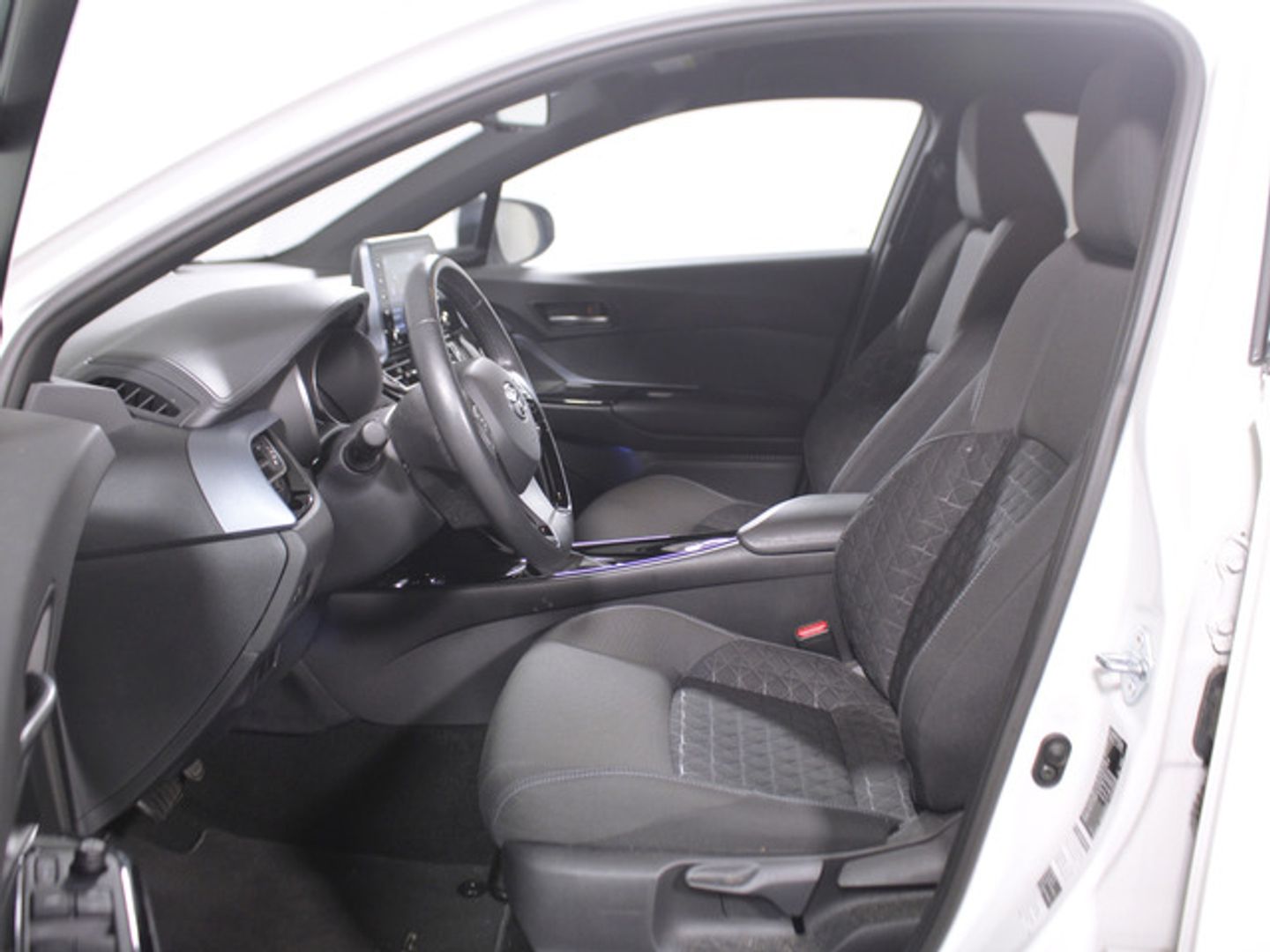 Toyota C-HR 180H Advance 135 kW (184 CV)