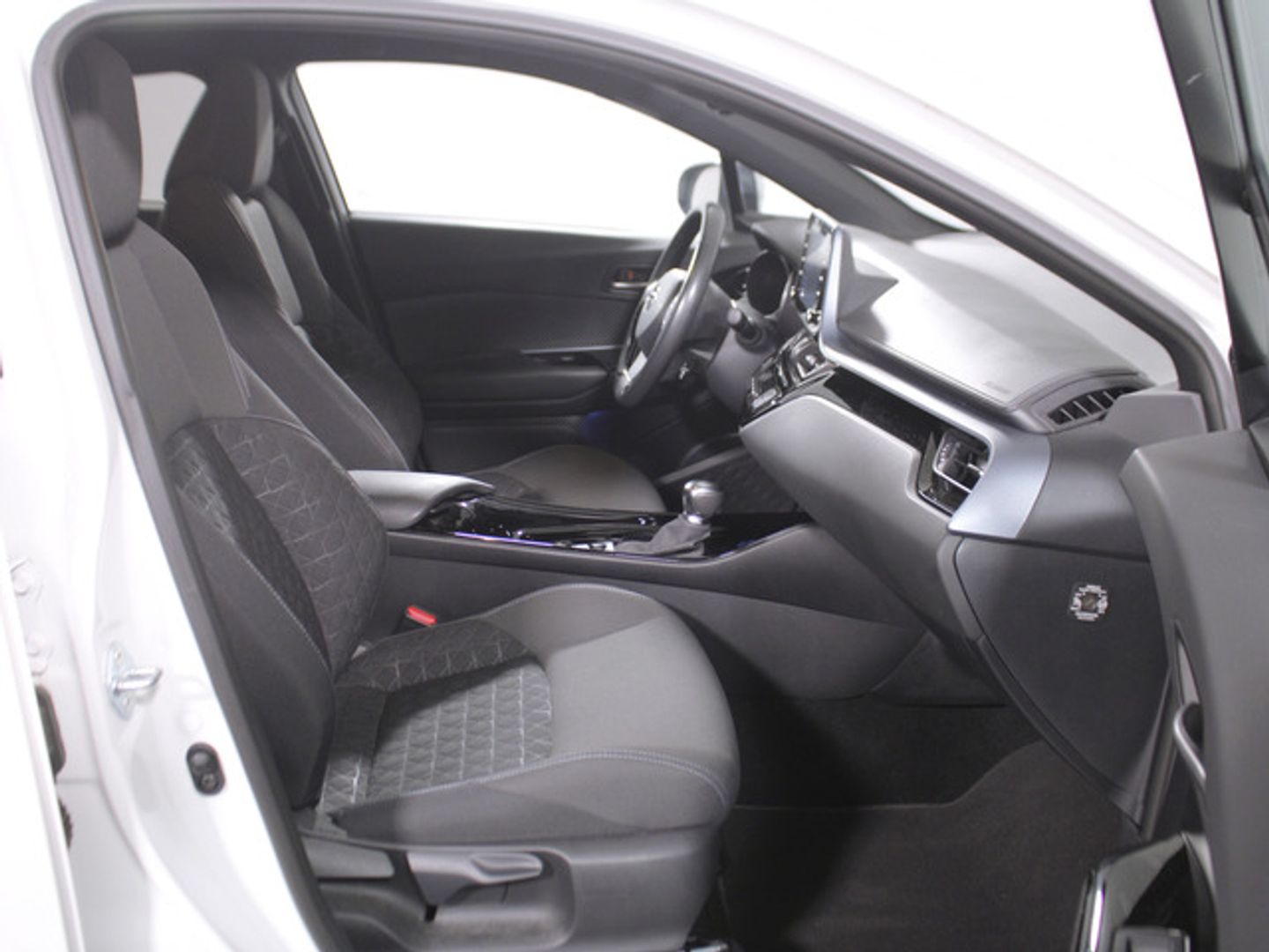 Toyota C-HR 180H Advance 135 kW (184 CV)