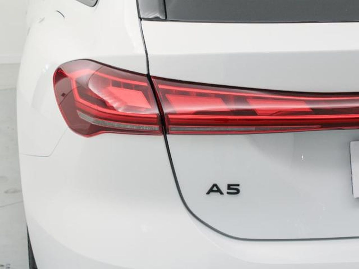 Audi A5 Avant e-hybrid Black Line quattro 270 kW (367 CV)