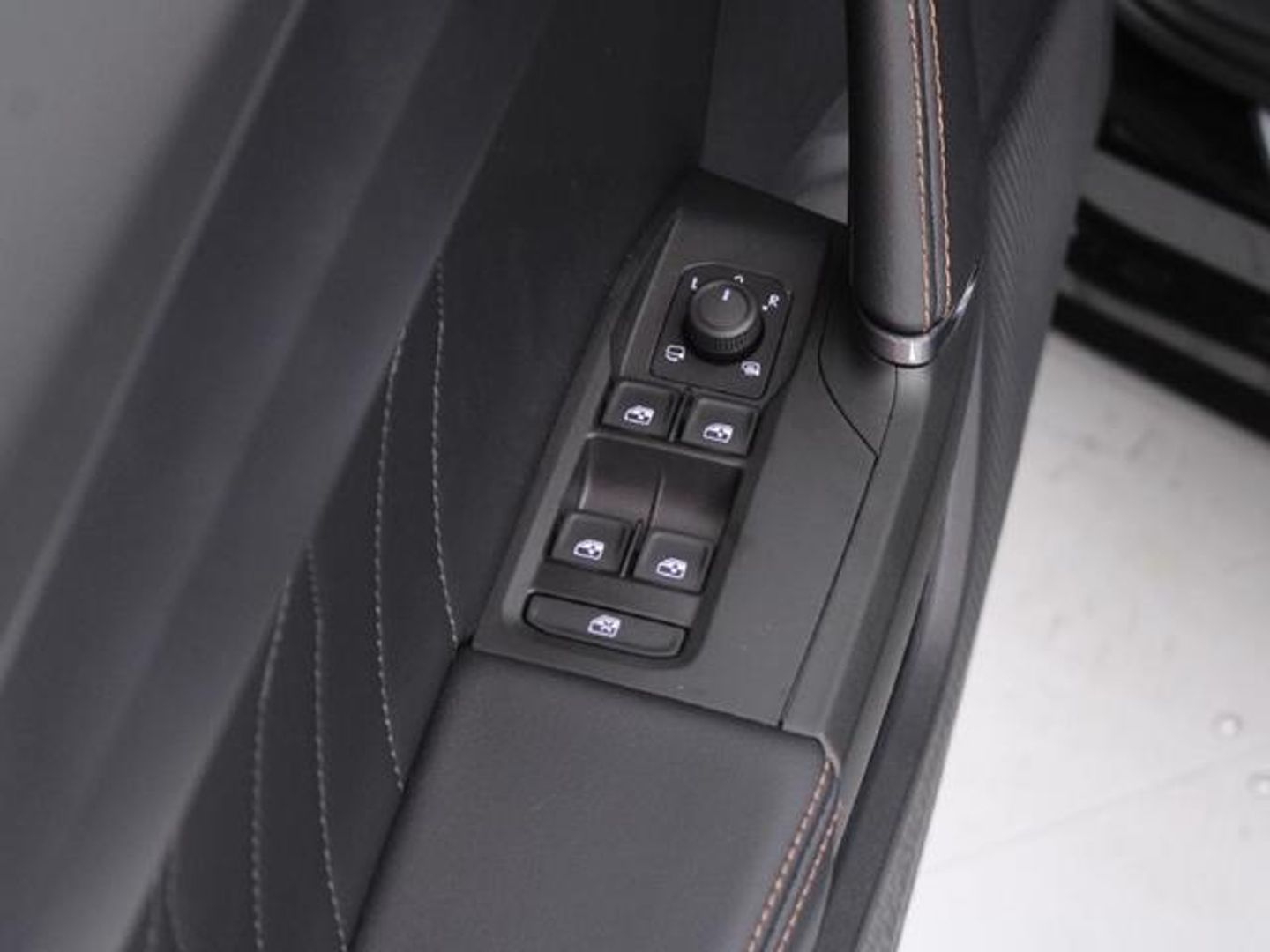 CUPRA León 1.5 eTSI DSG 110 kW (150 CV)