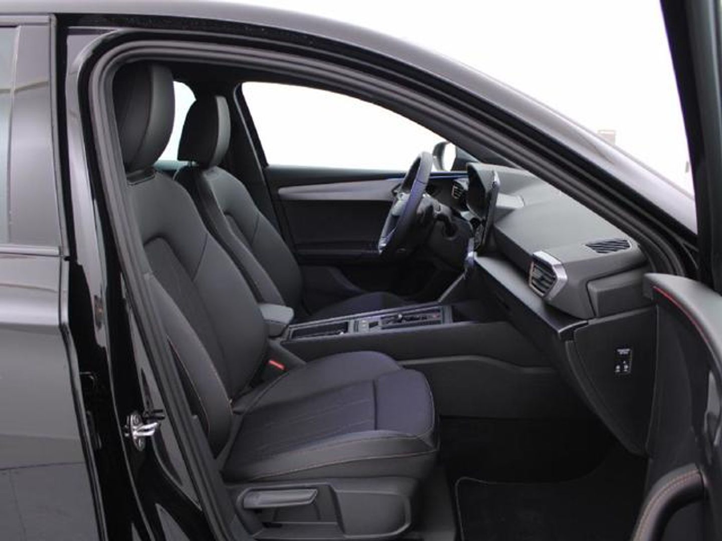 CUPRA León 1.5 eTSI DSG 110 kW (150 CV)