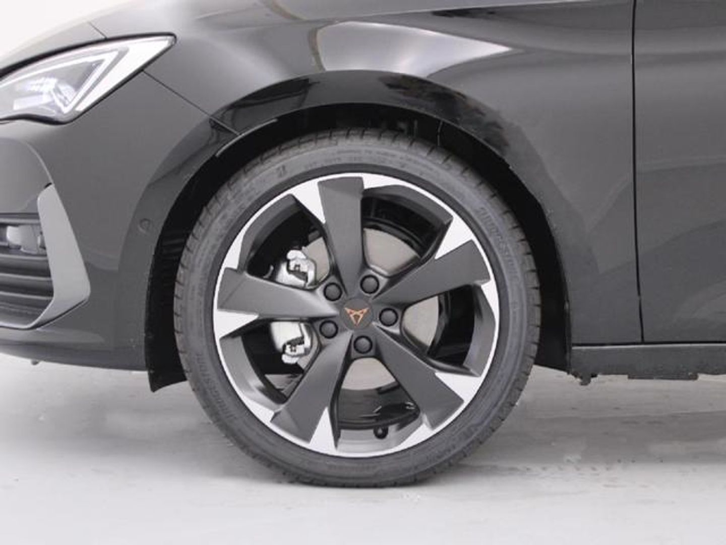 CUPRA León 1.5 eTSI DSG 110 kW (150 CV)