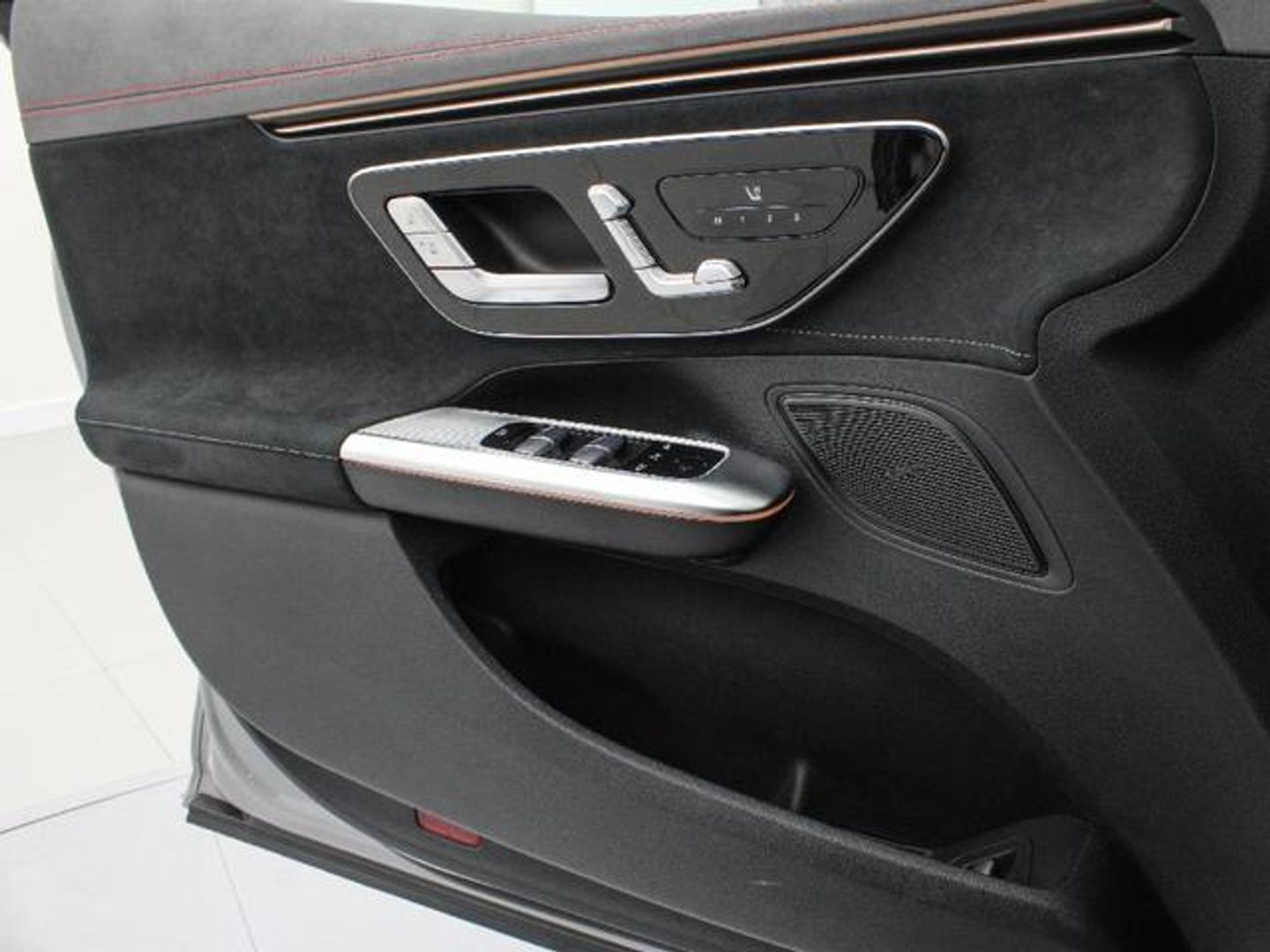 Mercedes-Benz EQE Berlina 350 215 kW (292 CV)