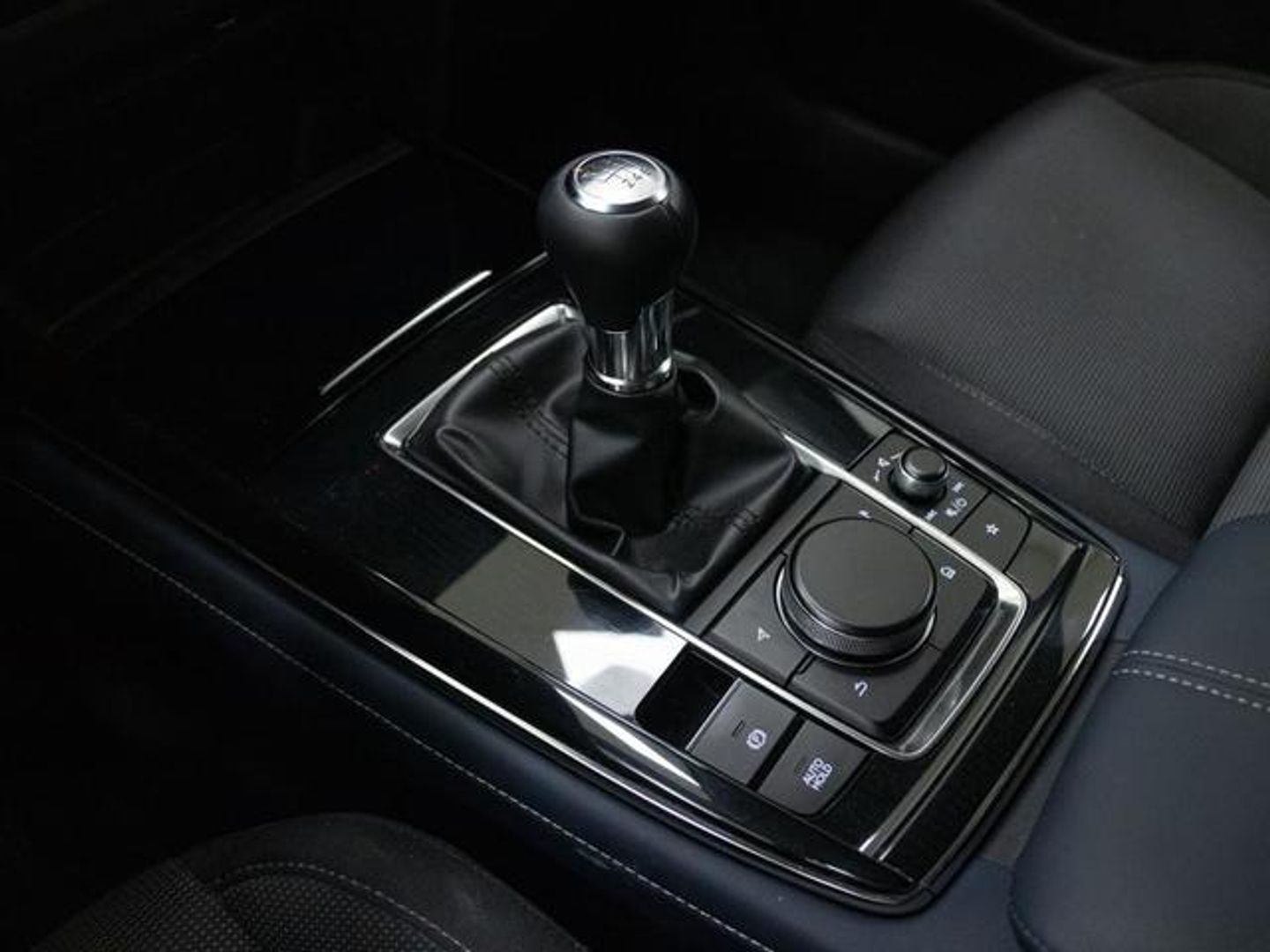 Mazda CX-30 2.0 Skyactiv-G Zenith 2WD 90 kW (122 CV)