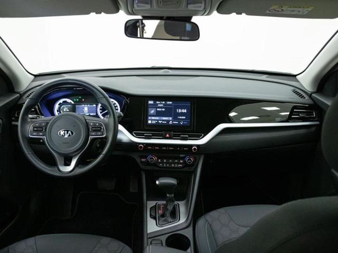 Kia Niro 1.6 GDi HEV Concept 104 kW (141 CV)