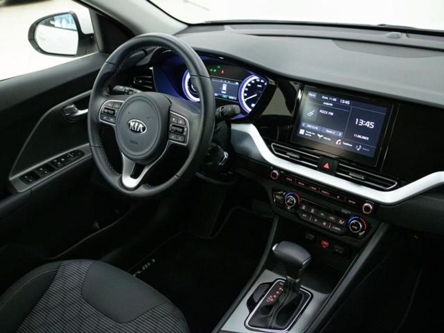 Kia Niro 1.6 GDi HEV Concept 104 kW (141 CV)