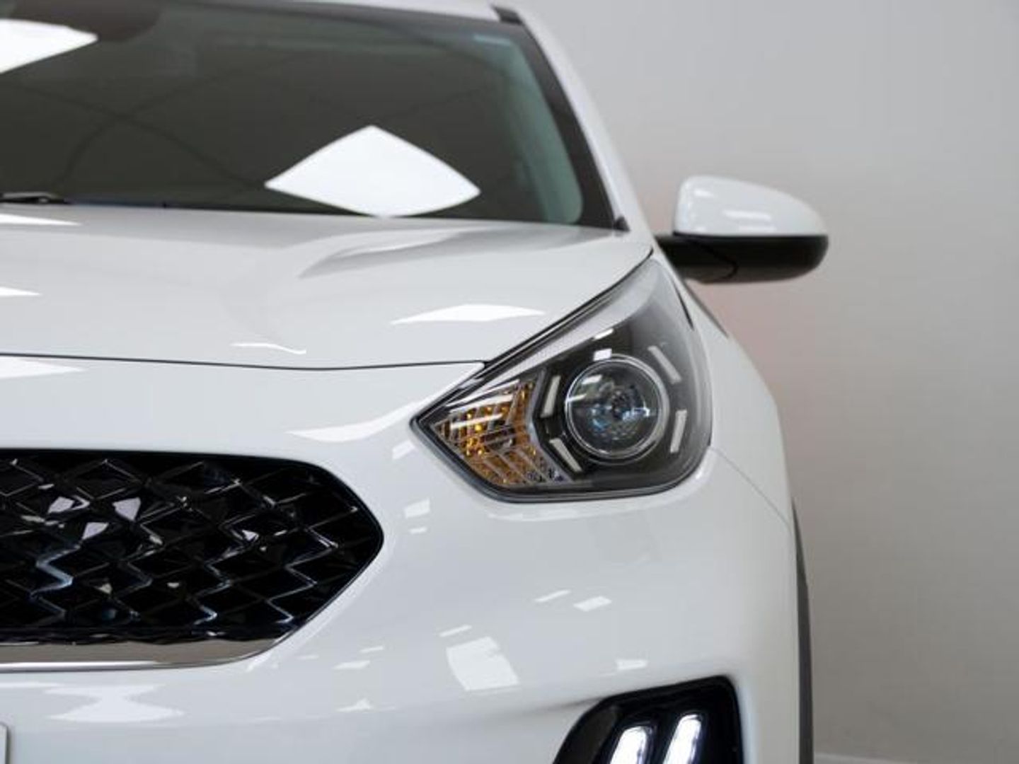 Kia Niro 1.6 GDi HEV Concept 104 kW (141 CV)