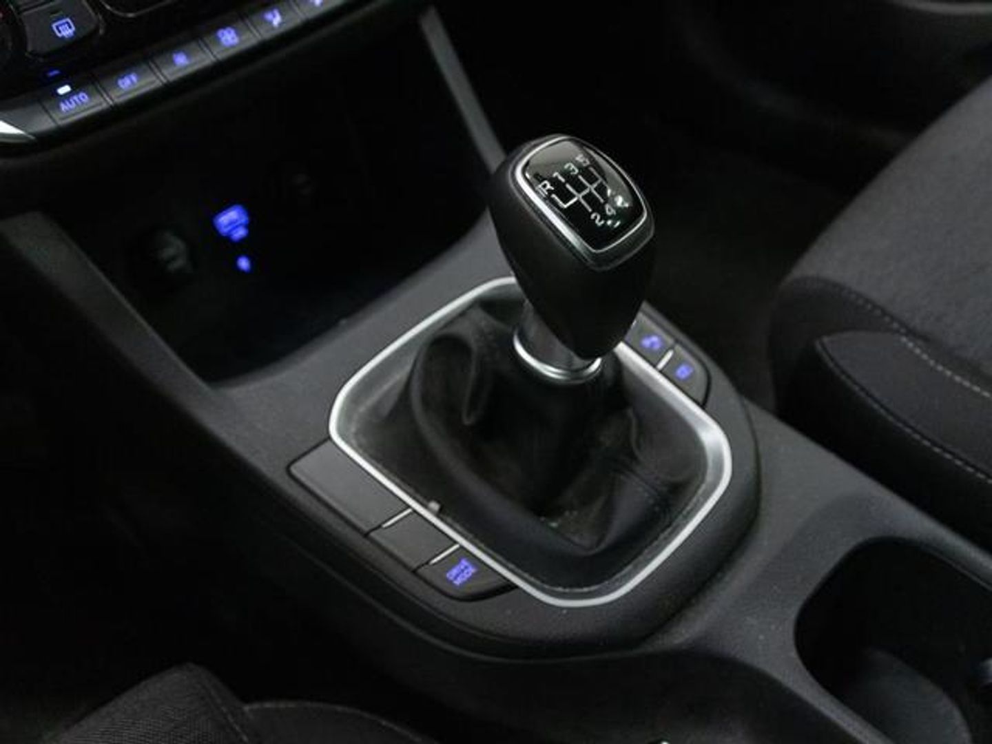 Hyundai i30 1.0 TGDI 48V Tecno 88 kW (120 CV)