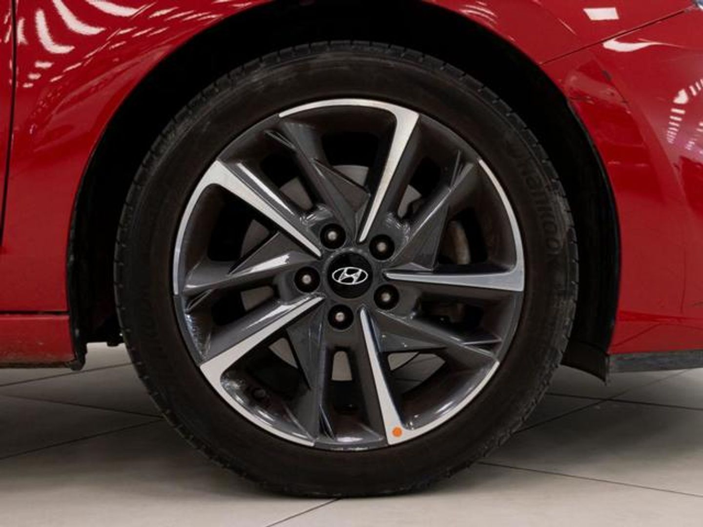 Hyundai i30 1.0 TGDI 48V Tecno 88 kW (120 CV)
