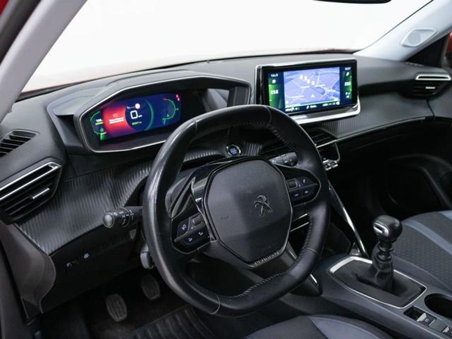 Peugeot 2008 PureTech 130 S&S Allure 96 kW (130 CV)