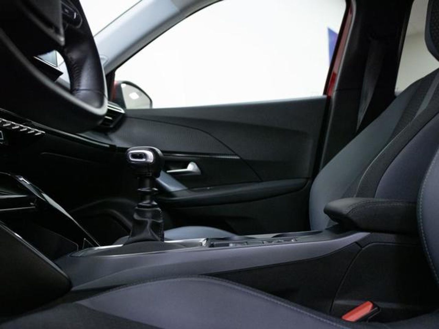 Peugeot 2008 PureTech 130 S&S Allure 96 kW (130 CV)