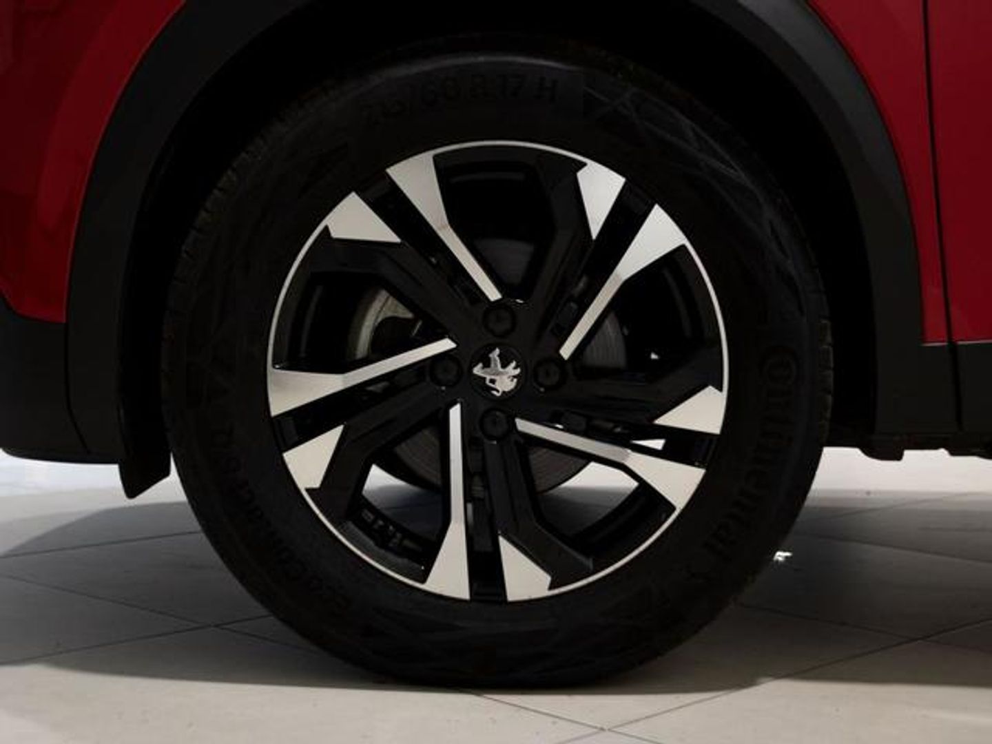 Peugeot 2008 PureTech 130 S&S Allure 96 kW (130 CV)