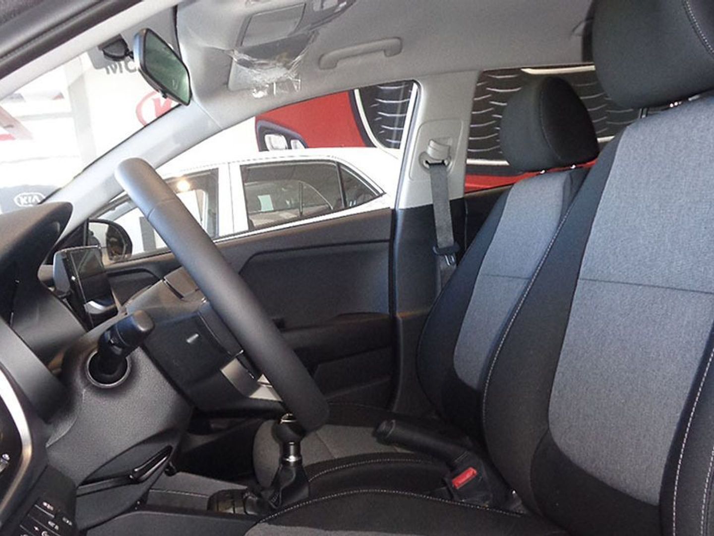 Kia Stonic 1.0 T-GDi MHEV MT Concept 74 kW (100 CV)