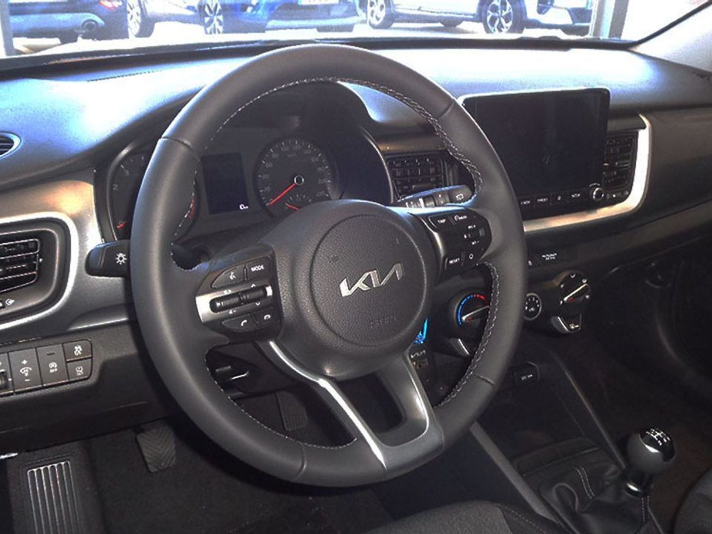 Kia Stonic 1.0 T-GDi MHEV MT Concept 74 kW (100 CV)