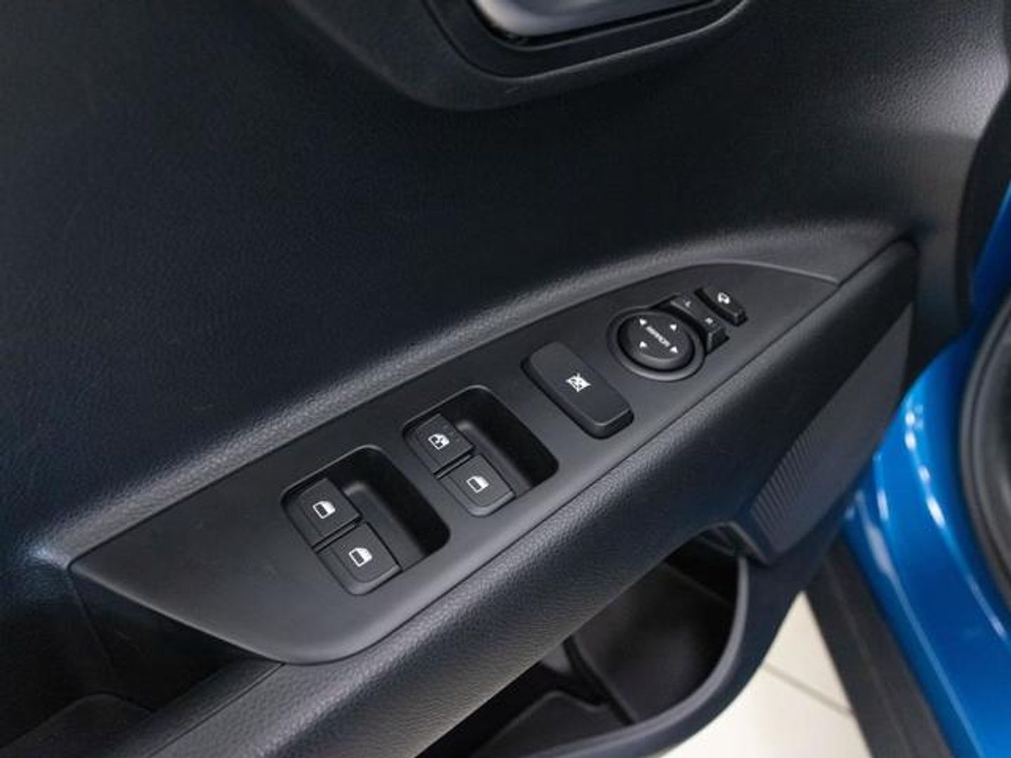 Kia Stonic 1.0 T-GDi MHEV Drive iMT 74 kW (100 CV)
