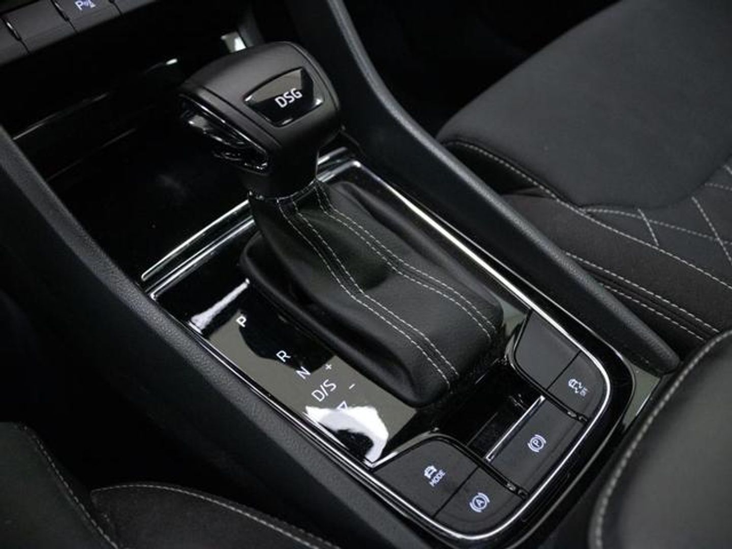 Skoda Karoq 1.5 TSI ACT Sportline DSG 110 kW (150 CV)