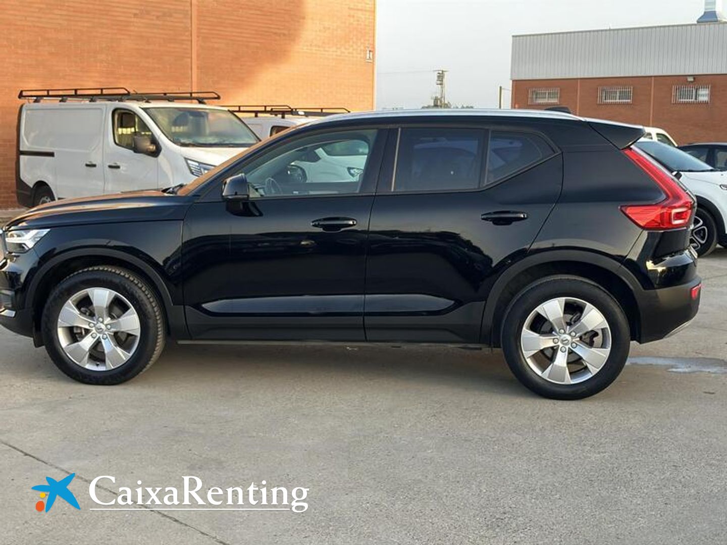 Volvo XC40 T2 Momentum Pro Auto 95 kW (129 CV)