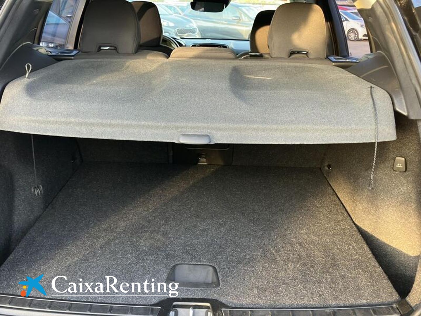 Volvo XC40 T2 Momentum Pro Auto 95 kW (129 CV)