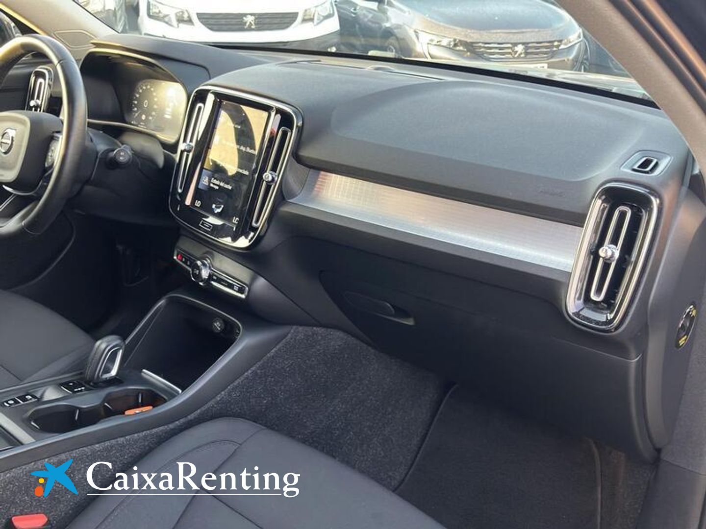 Volvo XC40 T2 Momentum Pro Auto 95 kW (129 CV)