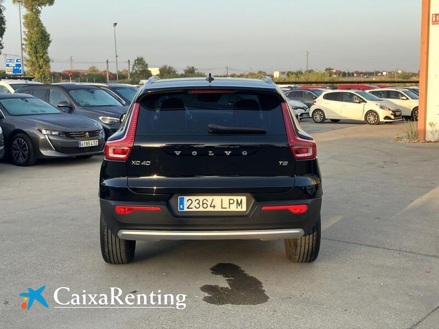 Volvo XC40 T2 Momentum Pro Auto 95 kW (129 CV)