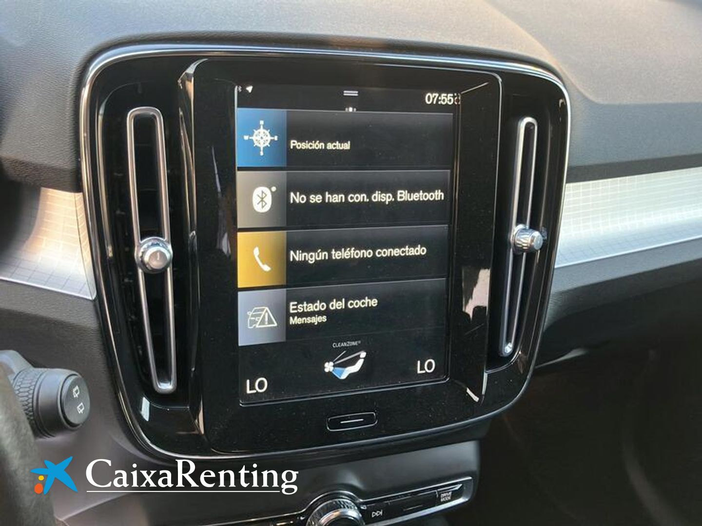 Volvo XC40 T2 Momentum Pro Auto 95 kW (129 CV)
